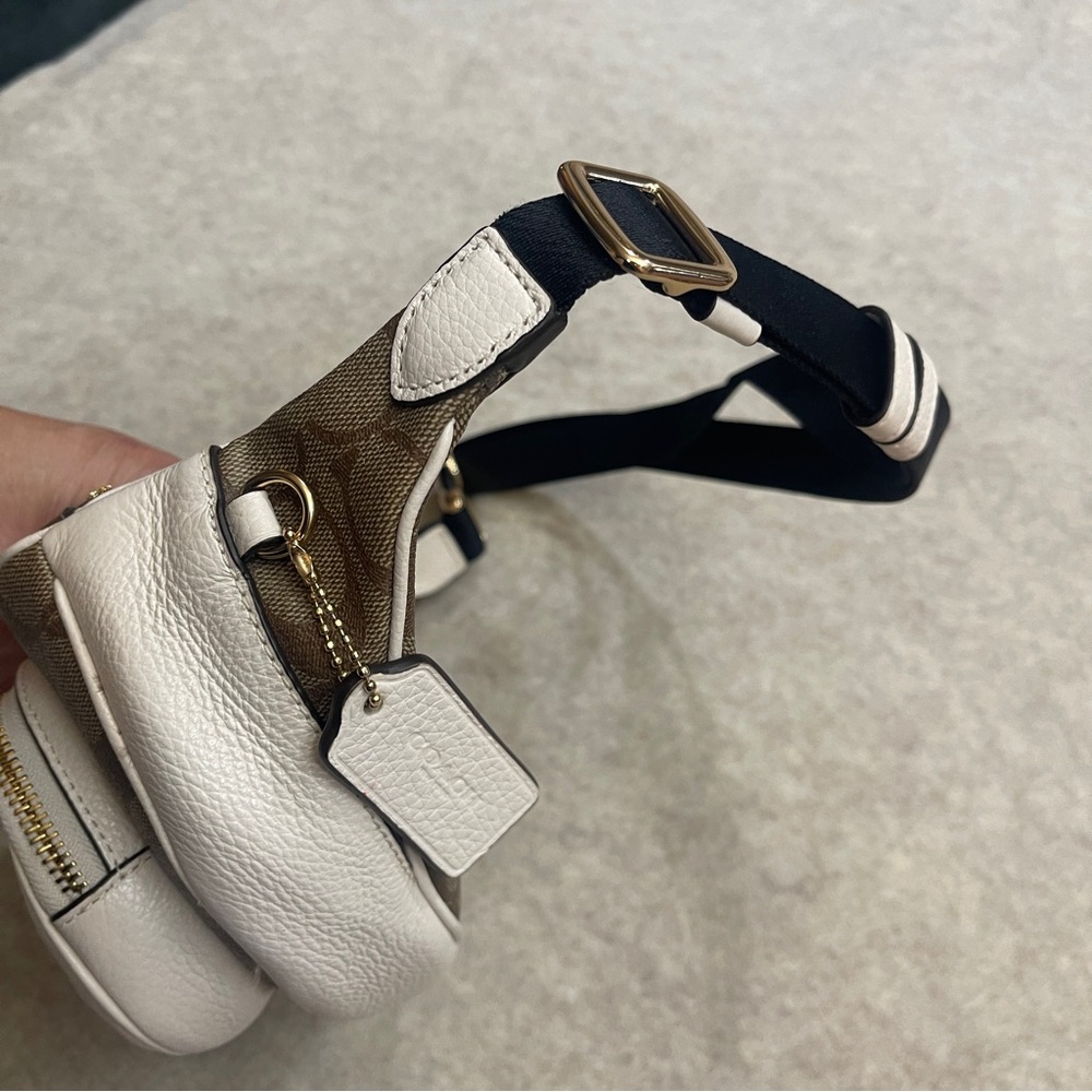 Coach Court Belt Bag in Signature Canvas Khaki and White Gold Hardware - Picture 6 of 17